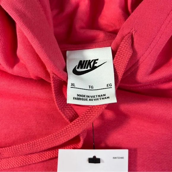 Nike Women’s Hoodie NWT XL Pink/Red Hooded Pullover 26” Length $65 Retail - Picture 6 of 8